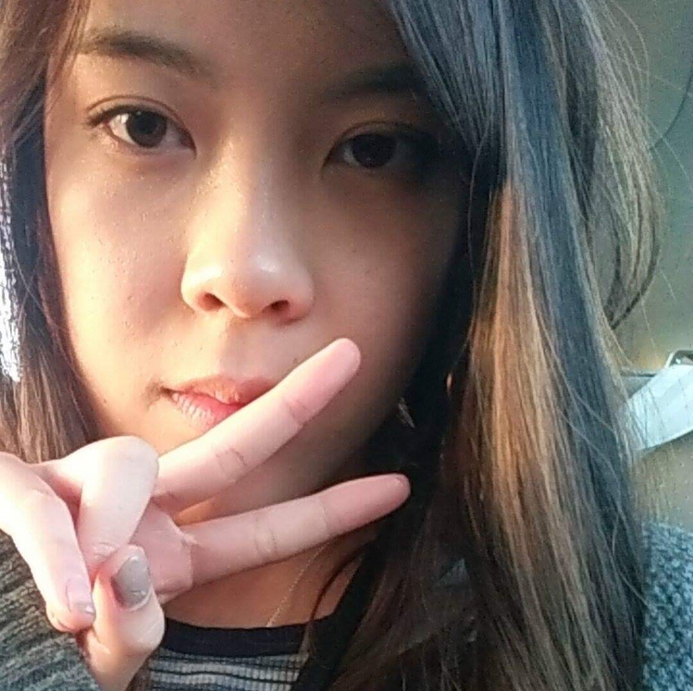 Meet your Posher, Angie